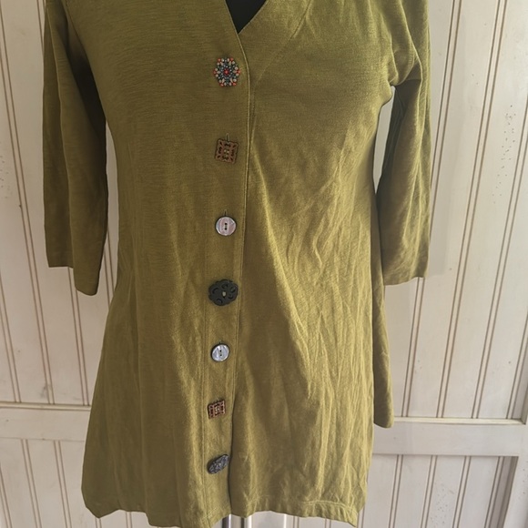 Soft Surroundings Danielle 3/4 Seeve Olive Button-Down Shirt - Picture 2 of 10